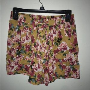 Floral shorts!